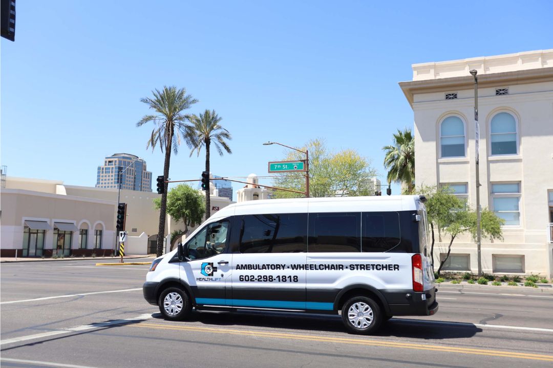 HealthLift-safety -accessible-Medical- -transportation-blog (2)
